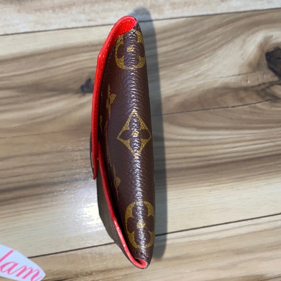 Sold - Picture 5 of 13